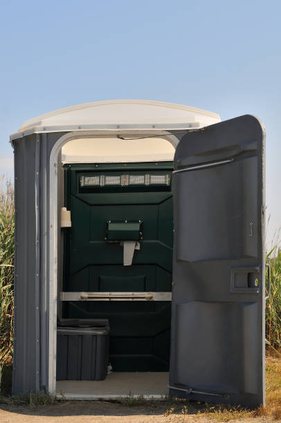 Best Porta potty rental near me  in Quinlan, TX